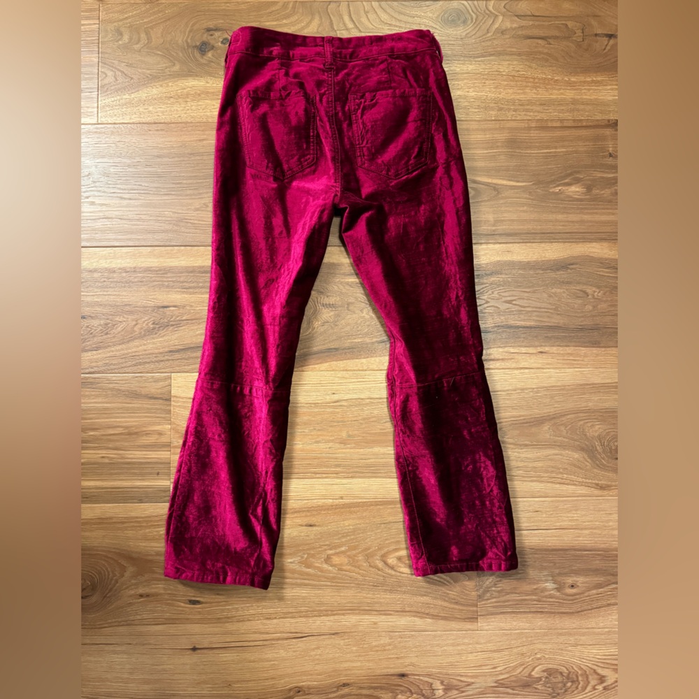 FREE PEOPLE FUSCHIA CRUSHED VELVET  CROP 5 POCKET PANTS JEANS SIZE 26